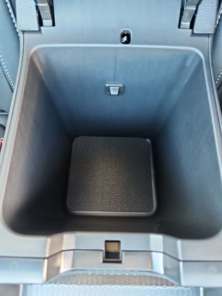 New 2025 Jeep Grand Cherokee Limited w/ Luxury Tech Group II image 25