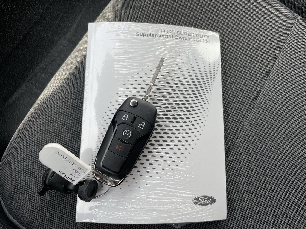 New 2026 Ford F350 XL w/ XL Chrome Package image 44