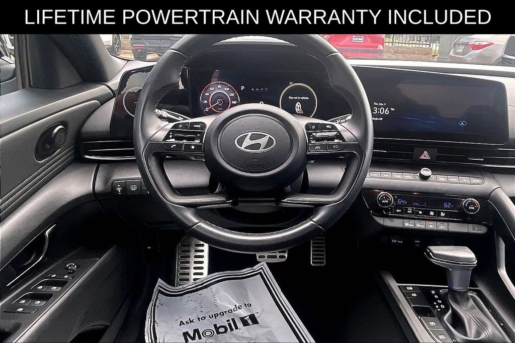 Used 2025 Hyundai Elantra SEL FWD image 6