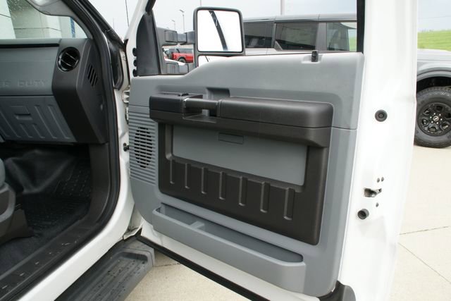 Used 2011 Ford F250 XL w/ PWR Equipment Group image 30
