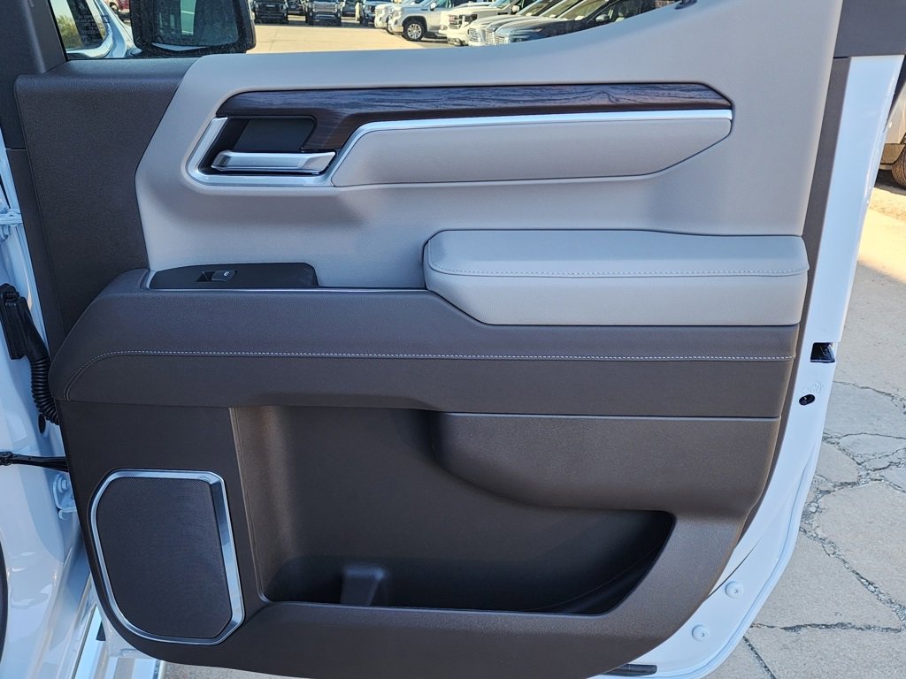 New 2026 GMC Sierra 1500 SLT w/ SLT Premium Plus Package image 41