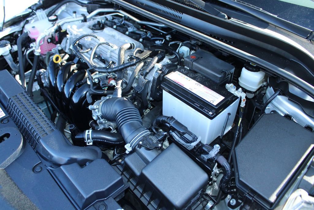 Used 2022 Toyota Corolla LE image 32