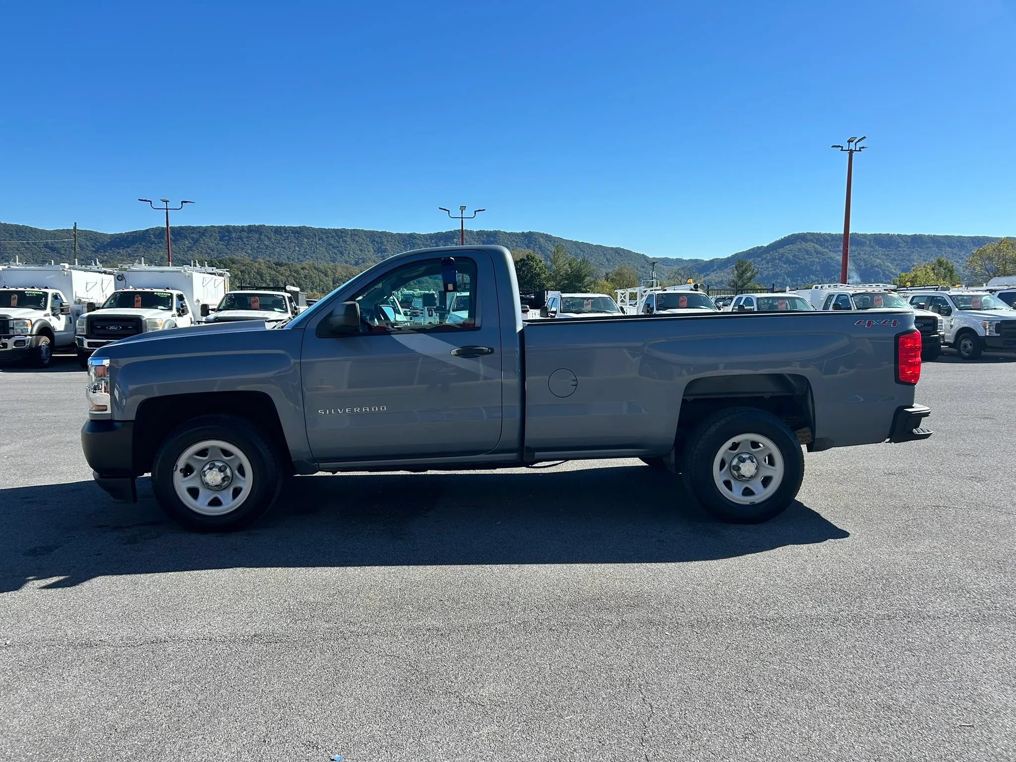 Used 2016 Chevrolet Silverado 1500 W/T w/ WT Fleet Convenience Package AWD/4WD image 5
