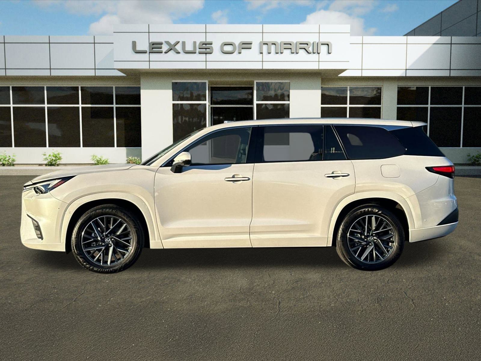 Certified 2024 Lexus TX 350 FWD w/ Technology Package image 2