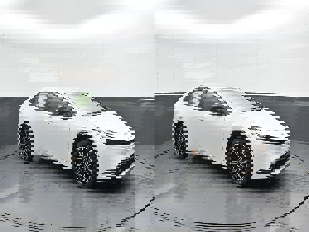 New 2026 Toyota Prius Plug-In Hybrid image 4