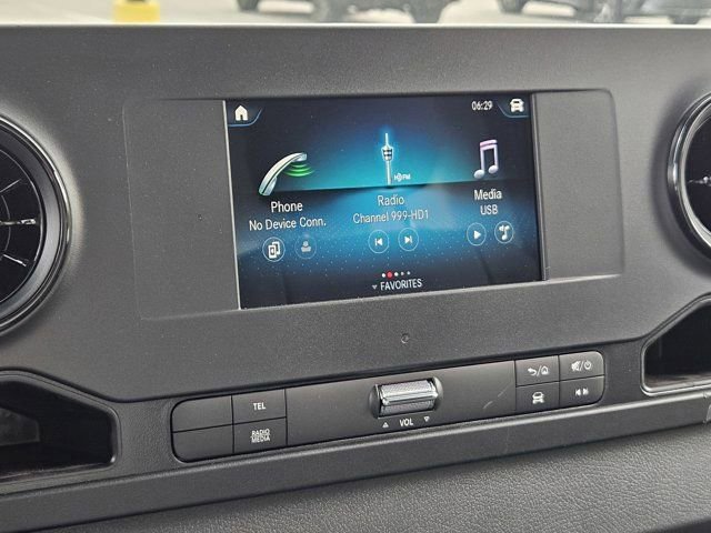 New 2024 Mercedes-Benz Sprinter 4500 image 24