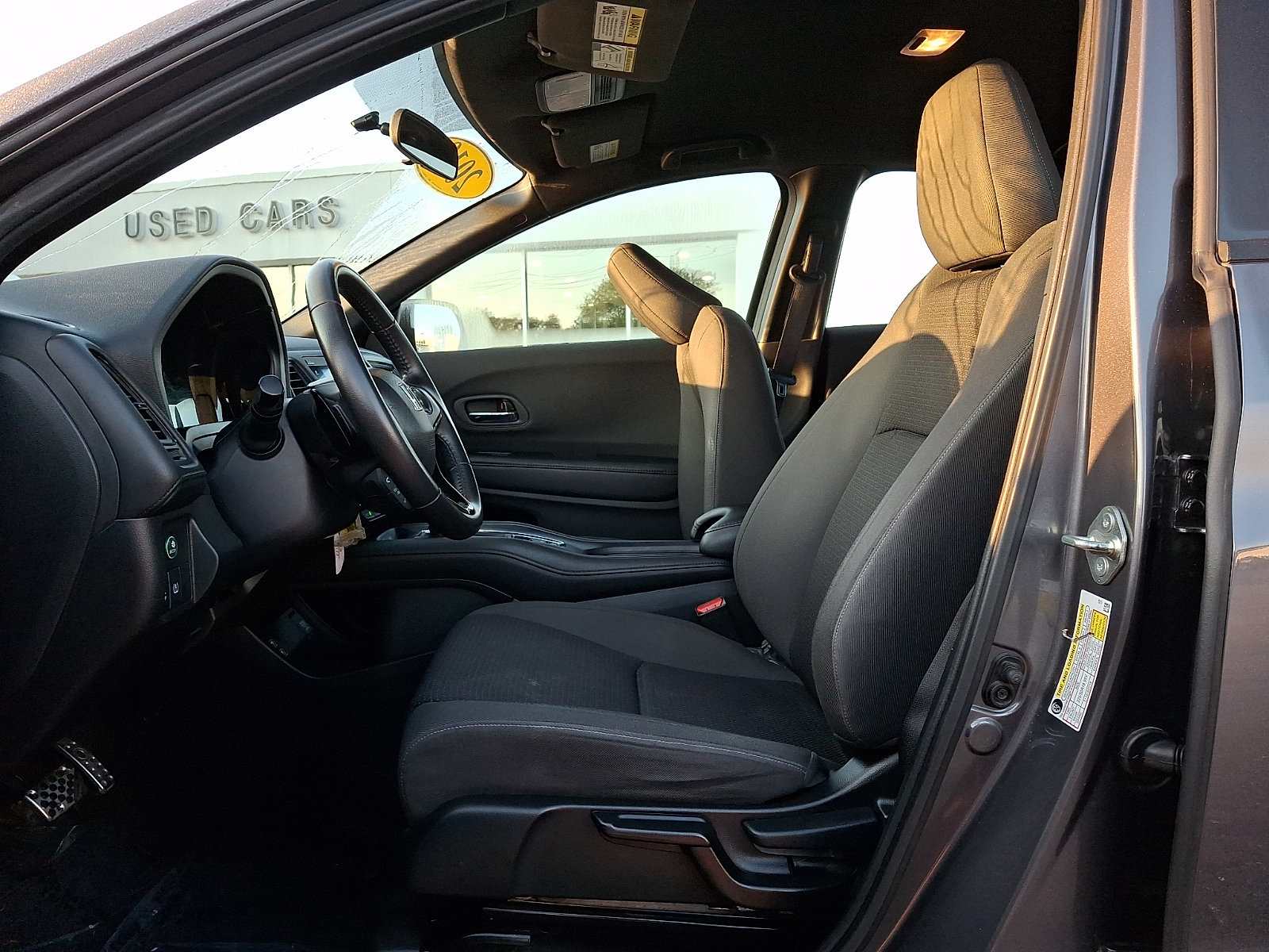 Used 2019 Honda HR-V Sport image 13