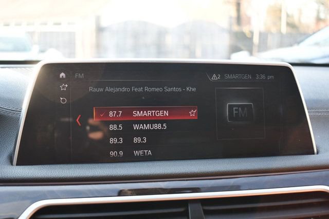 Used 2018 BMW 740i xDrive image 38