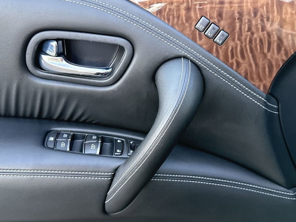 Used 2020 Nissan Armada Platinum image 15