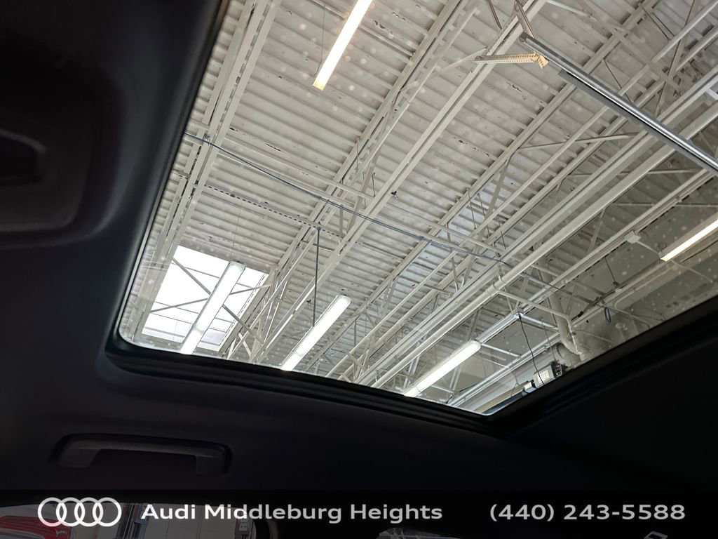 New 2025 Audi SQ5 Premium Plus image 23