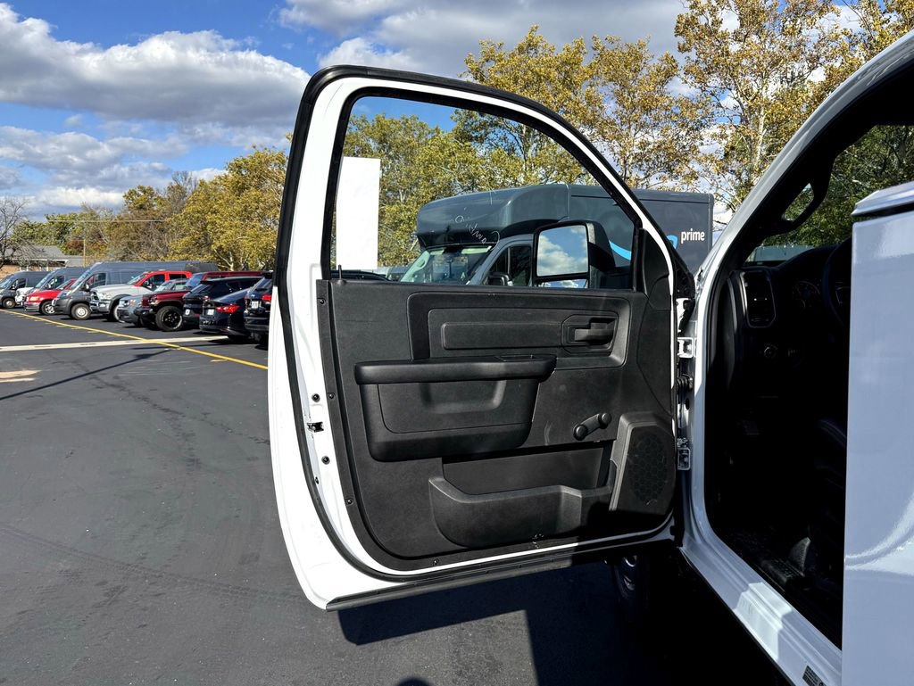 New 2026 RAM 3500 Tradesman w/ Chrome Appearance Group image 11