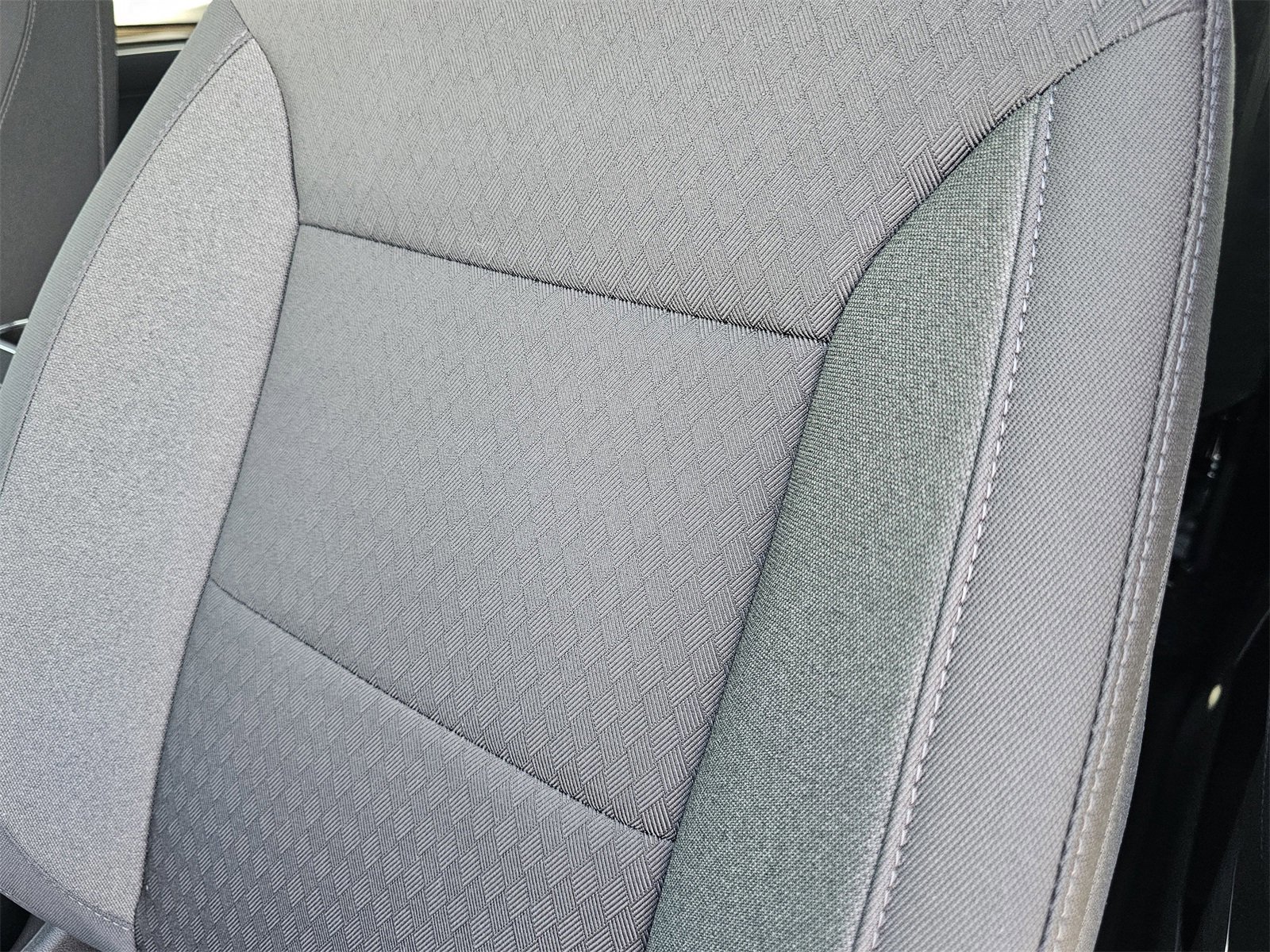 New 2025 Chevrolet Silverado 1500 LT image 15