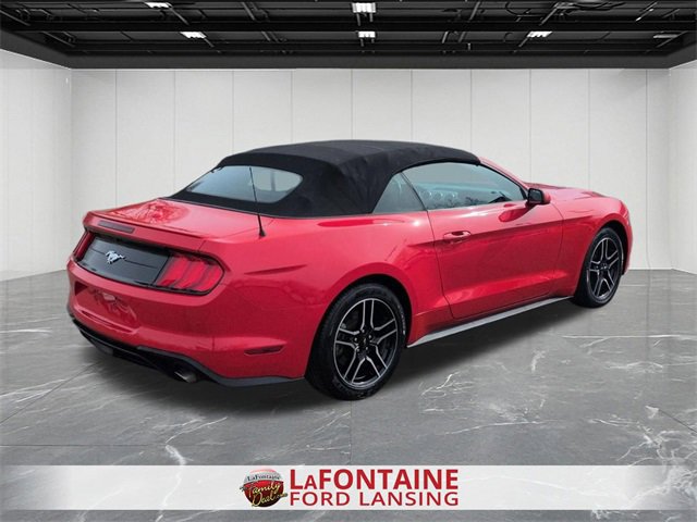 Used 2023 Ford Mustang Convertible image 5