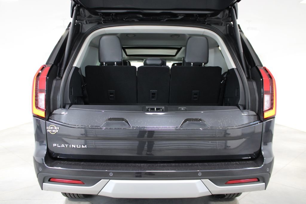 New 2026 Ford Expedition Platinum image 15