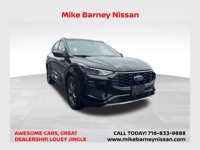 Used 2023 Ford Escape ST-Line w/ Tech Pack #1 AWD/4WD image 1