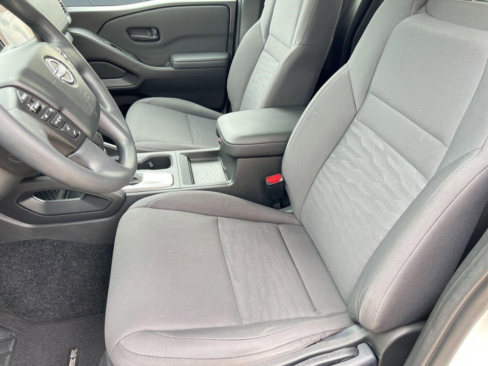 Used 2024 Nissan Frontier S w/ Technology Package image 5