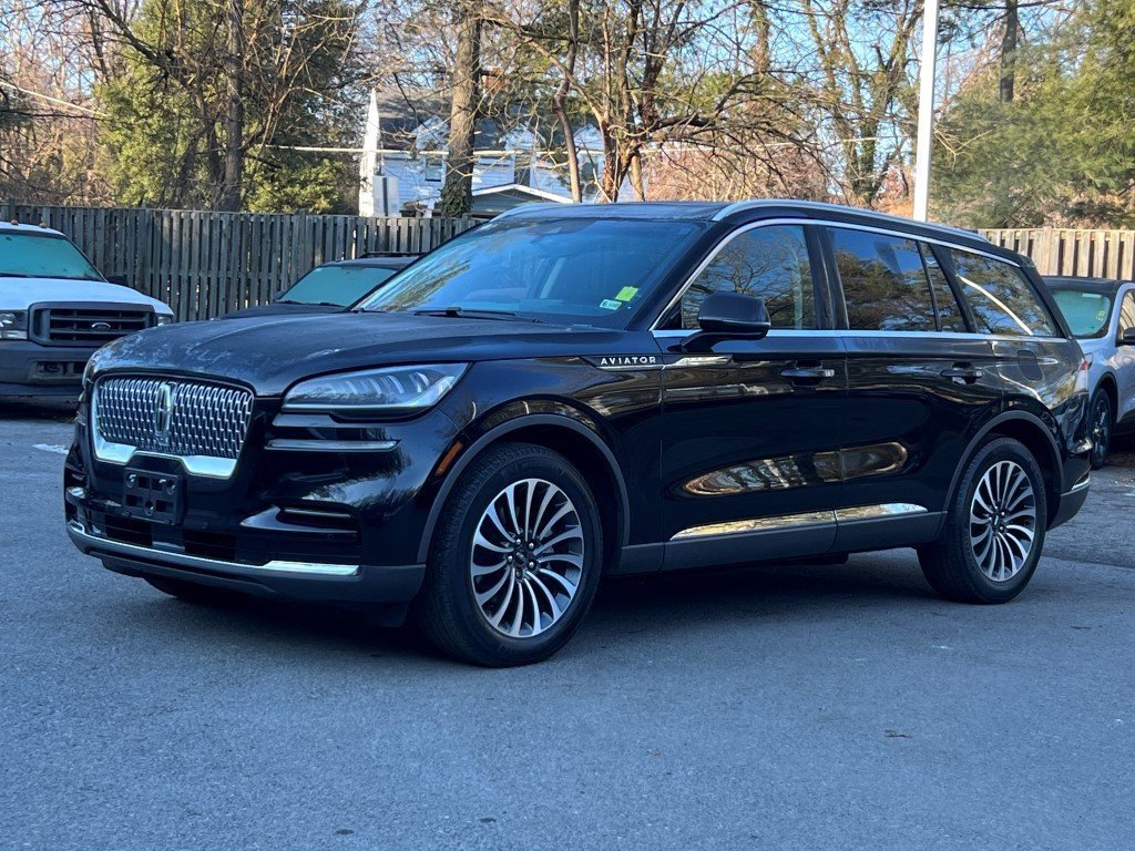 Certified 2022 Lincoln Aviator Reserve image 2