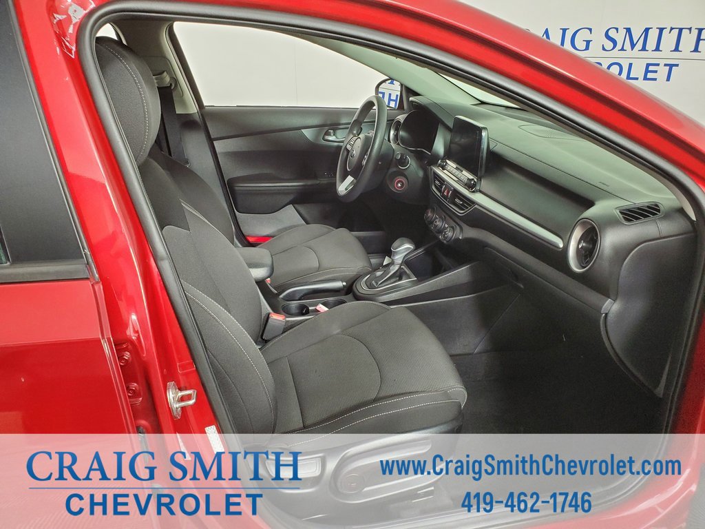 Used 2020 Kia Forte LXS image 30