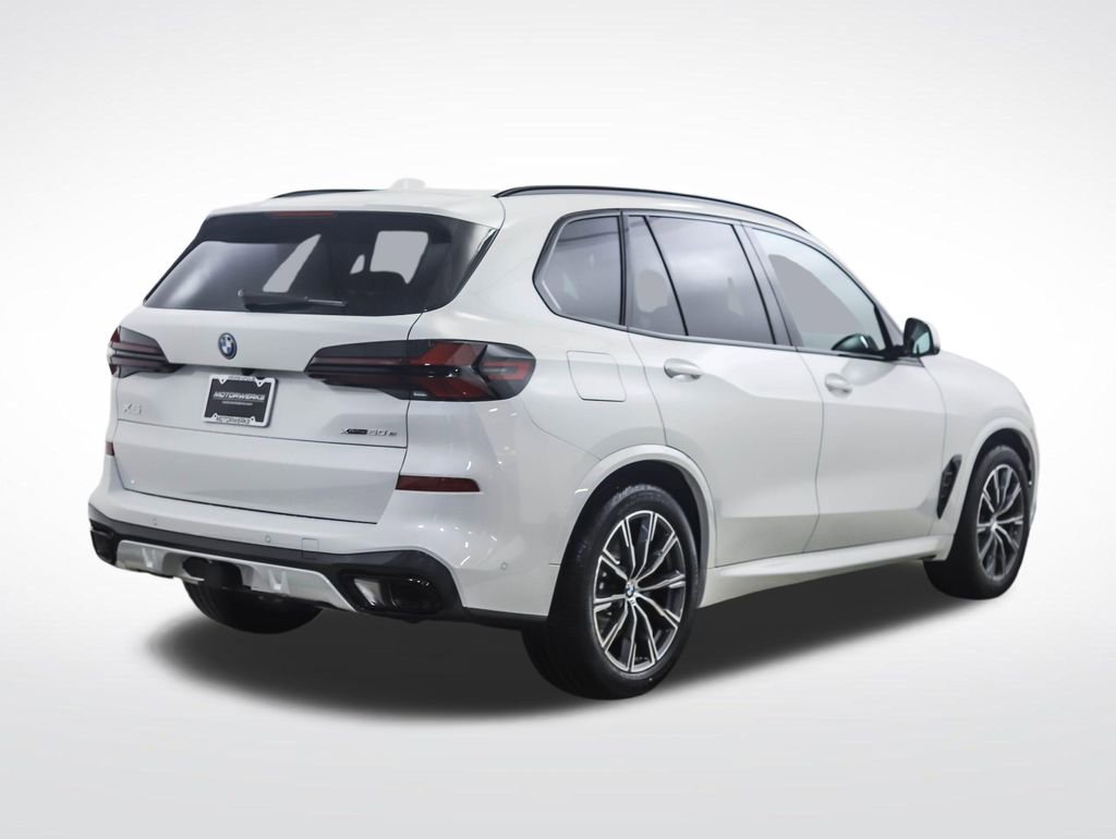 Used 2026 BMW X5 xDrive50e w/ Executive Package AWD/4WD image 5