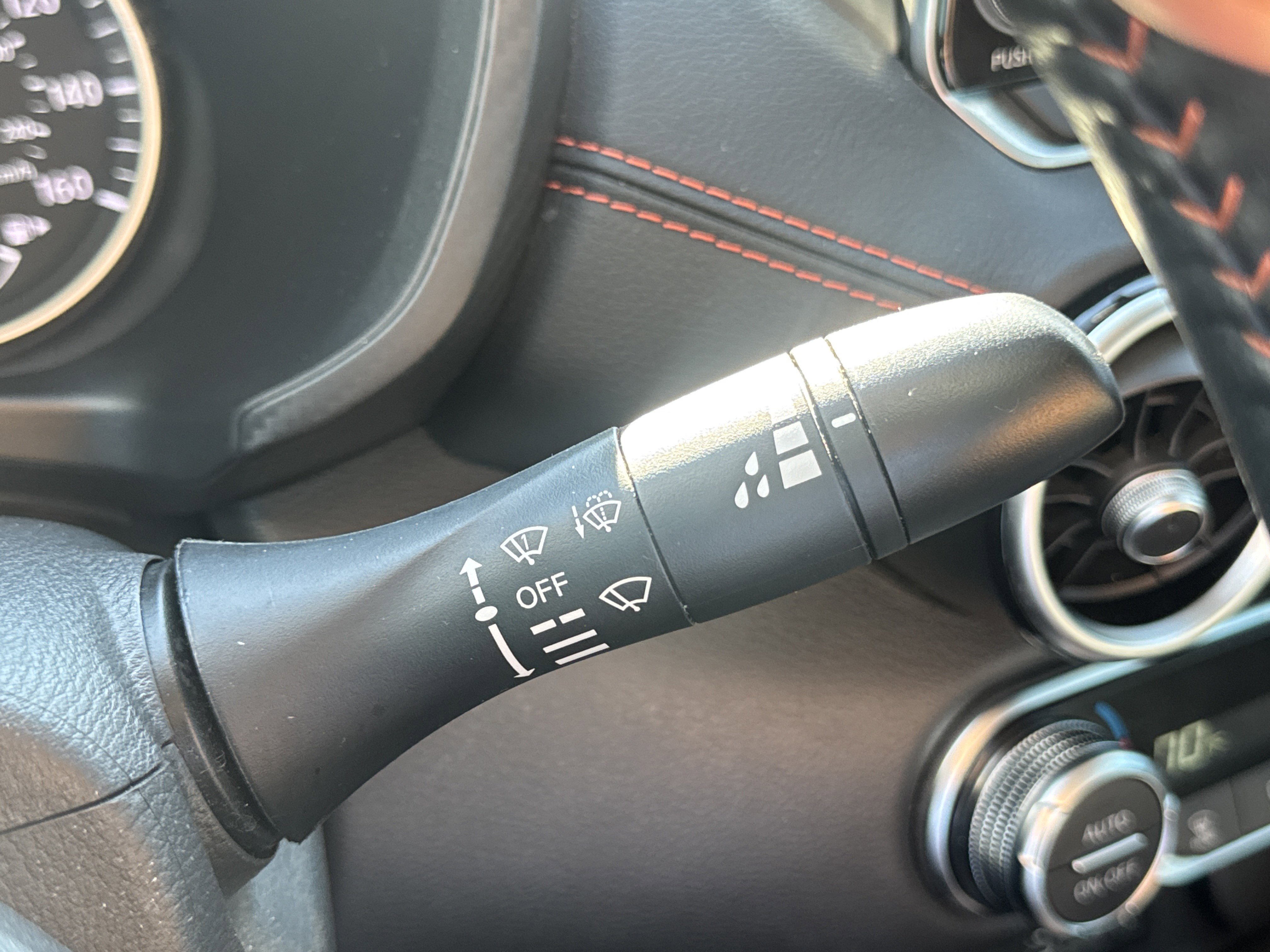 Used 2024 Nissan Sentra SR w/ SR Premium Package image 17