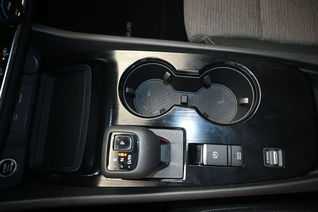 Certified 2023 Nissan Rogue SV FWD image 17