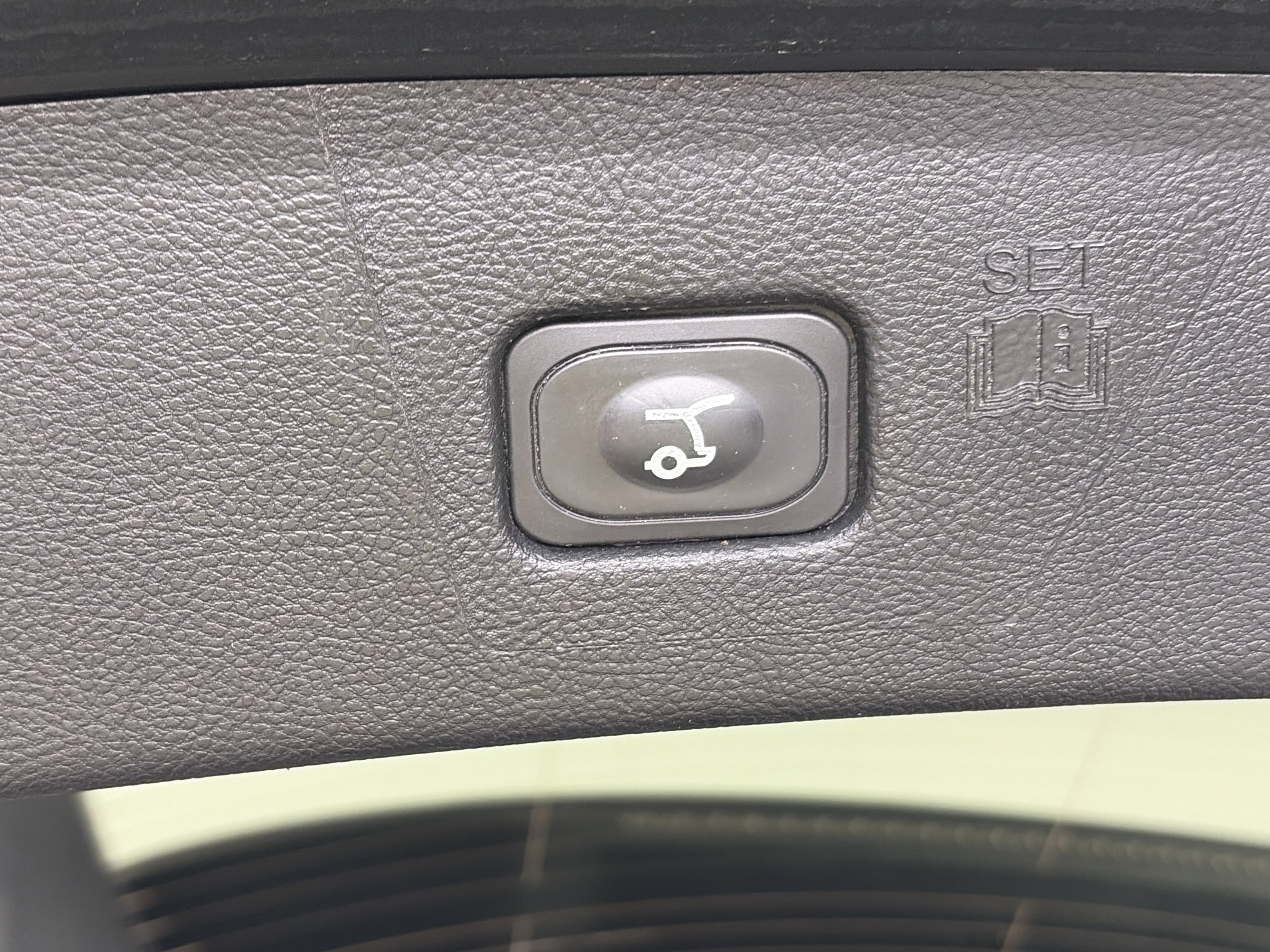 Used 2023 Ford Edge Titanium AWD/4WD image 15