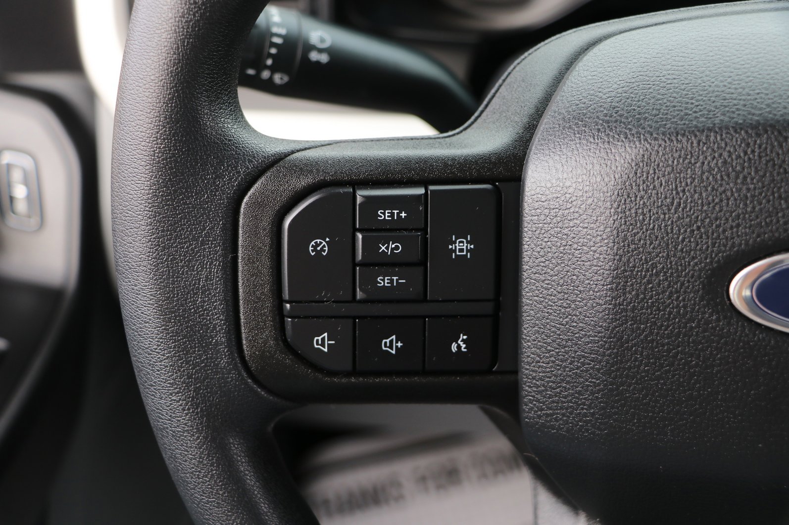 Used 2023 Ford F550 2WD SuperCab Super Duty image 18