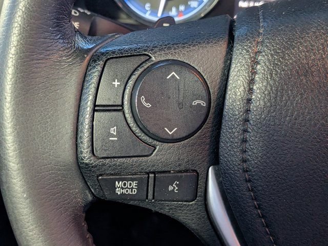Used 2018 Toyota Corolla SE FWD image 20