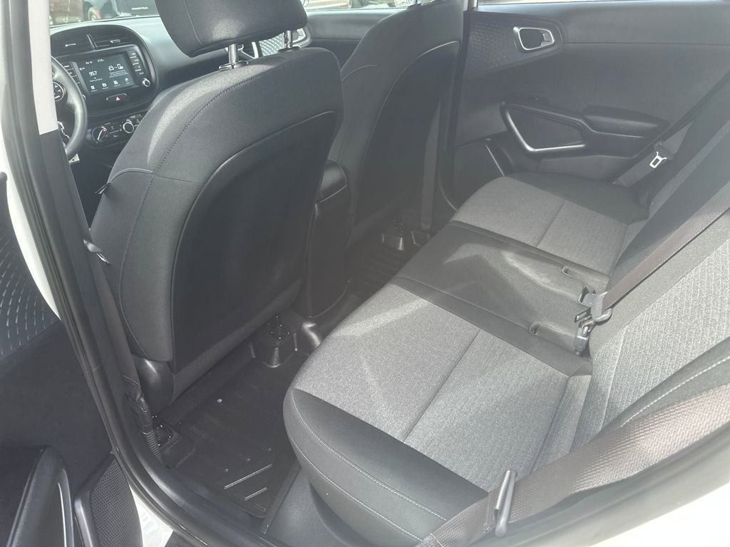Used 2020 Kia Soul S image 19