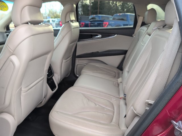 Used 2017 Lincoln MKX Reserve w/ Lincoln MKX Climate Package AWD/4WD image 35