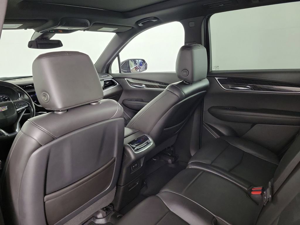 Used 2020 Cadillac XT6 Premium Luxury FWD image 13