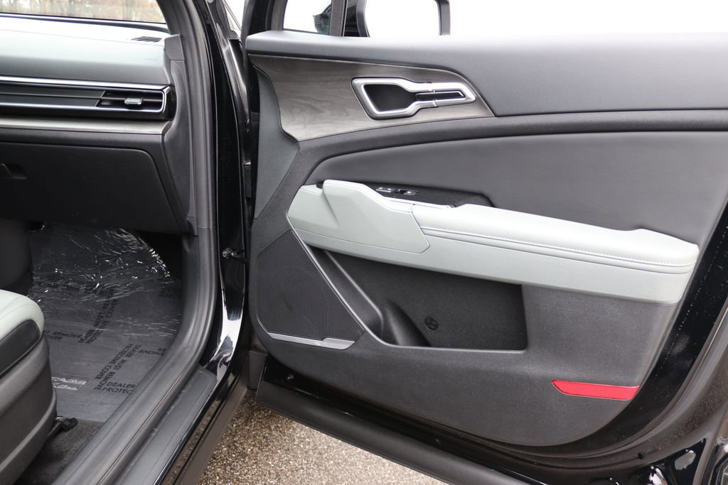 Used 2023 Kia Sportage X-Line w/ X-Line Premium Package image 45
