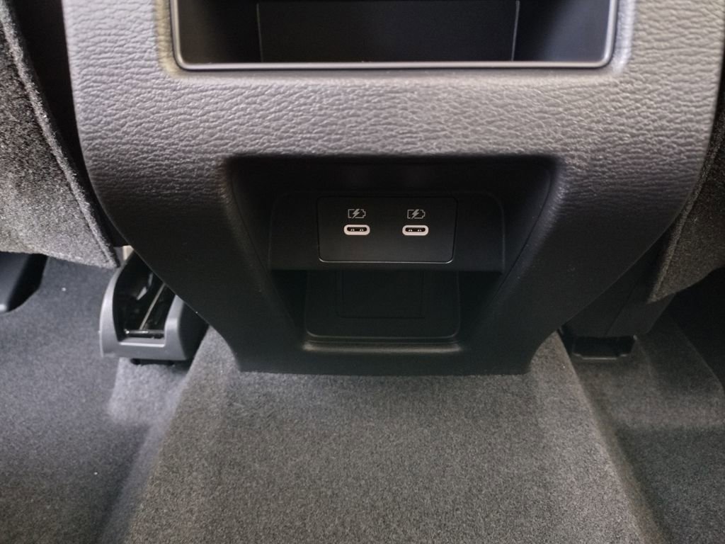 New 2026 Mitsubishi Outlander SE image 26