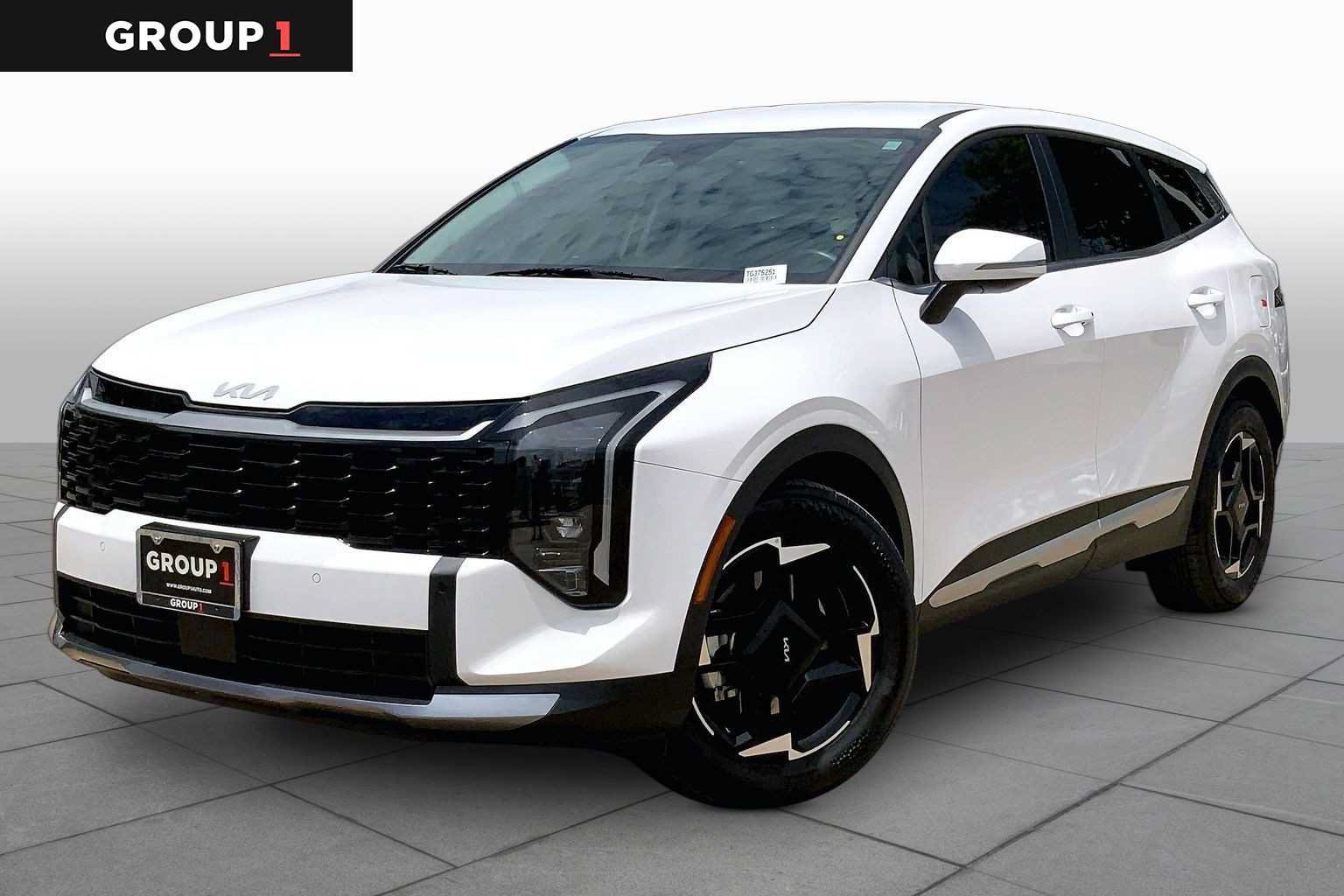 Certified 2026 Kia Sportage EX FWD image 1