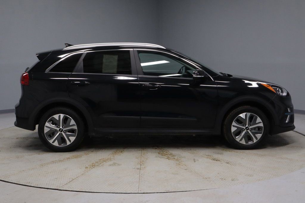 Used 2022 Kia Niro EX w/ Cold Weather Package image 5