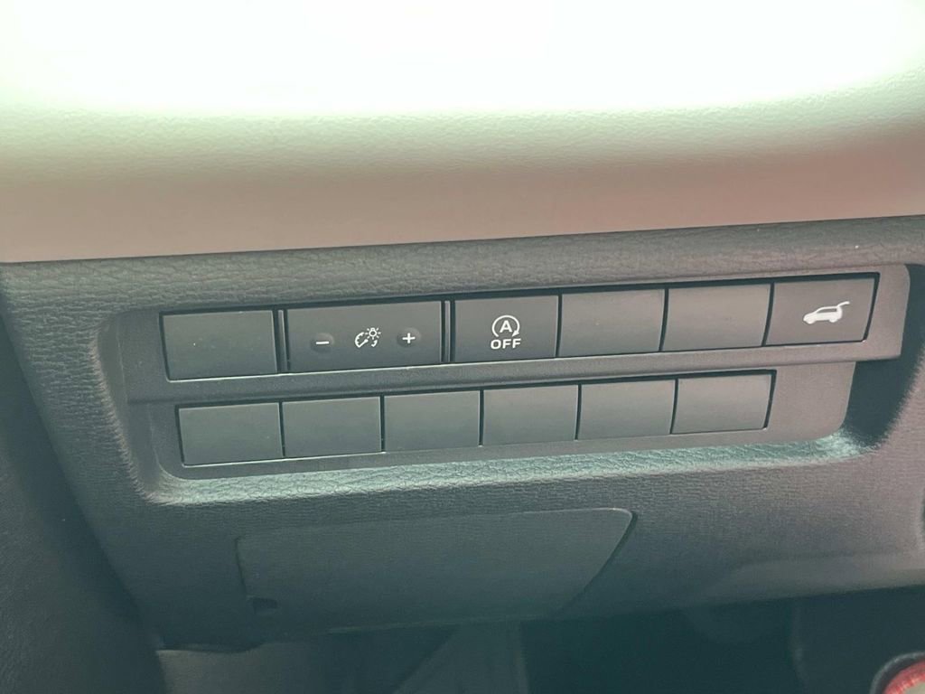 New 2026 Mitsubishi Outlander SE FWD image 30