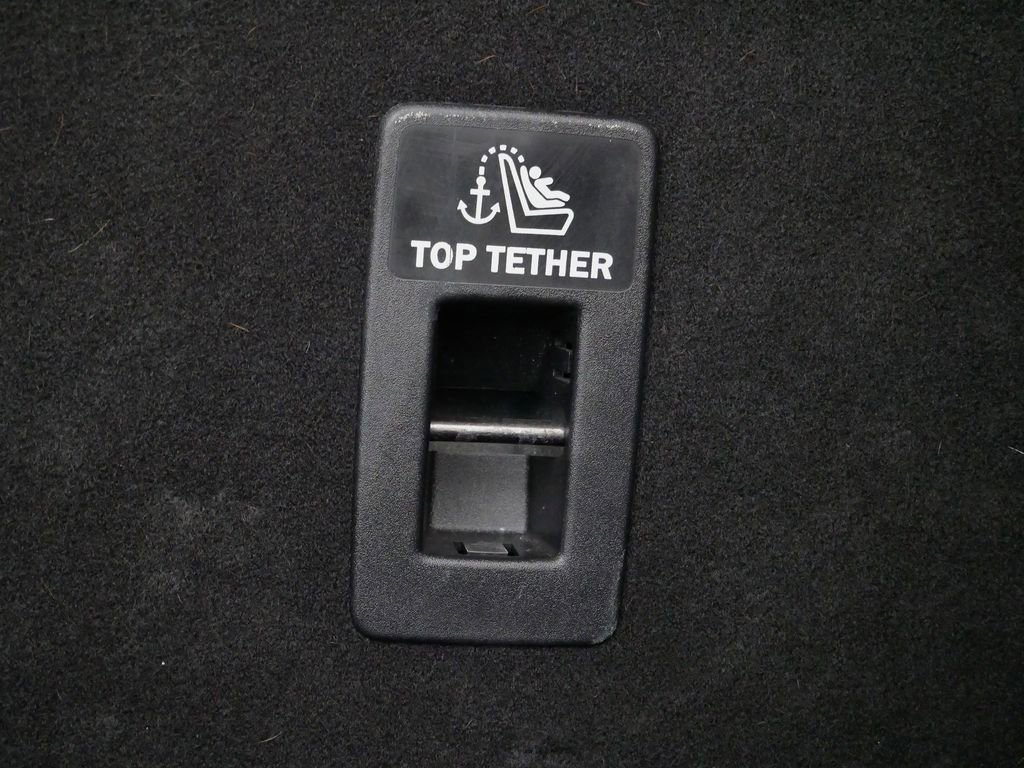 Used 2020 Ford Escape Titanium image 15