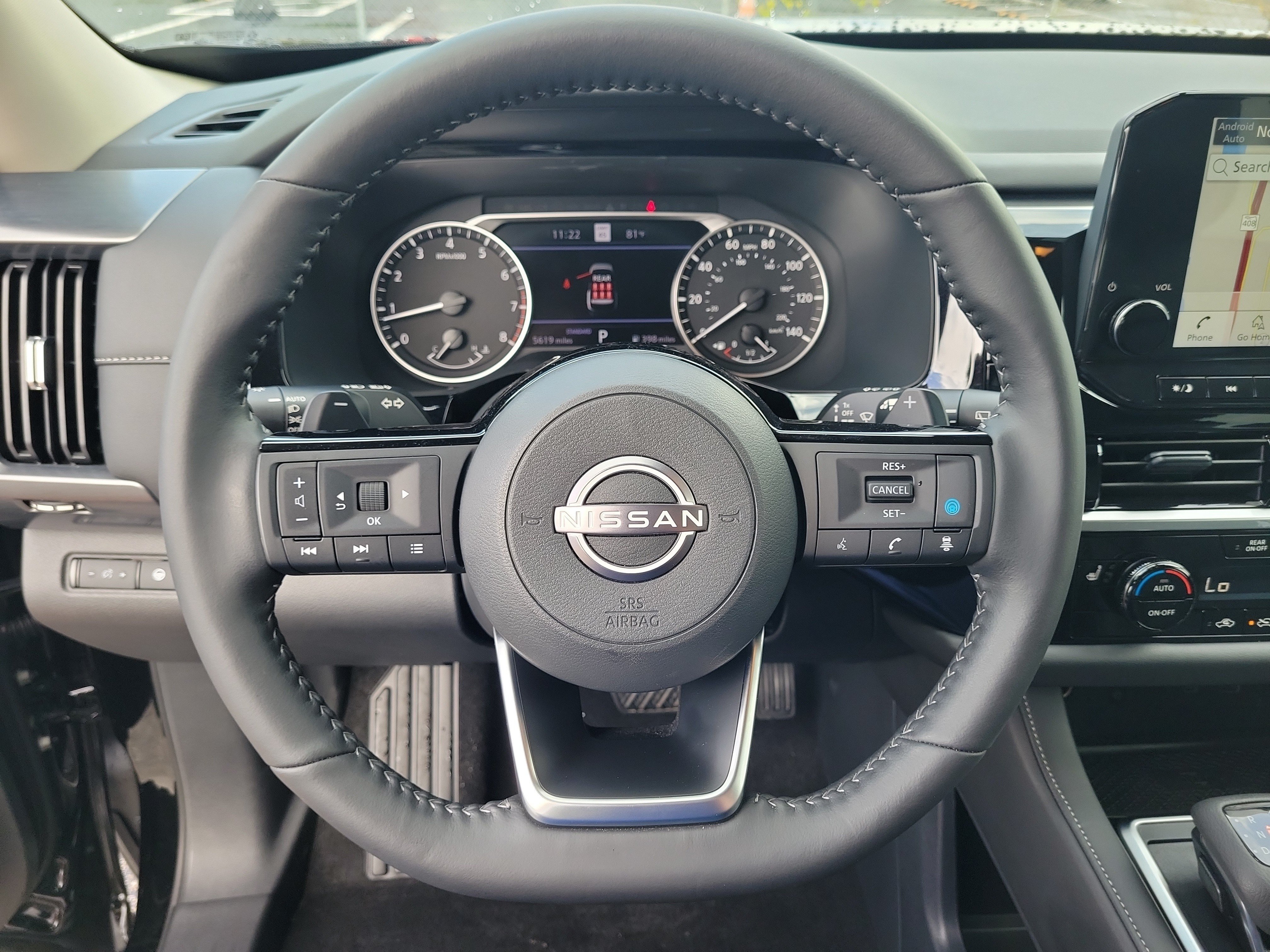 Certified 2025 Nissan Pathfinder SL w/ Black Appearance Package FWD image 18