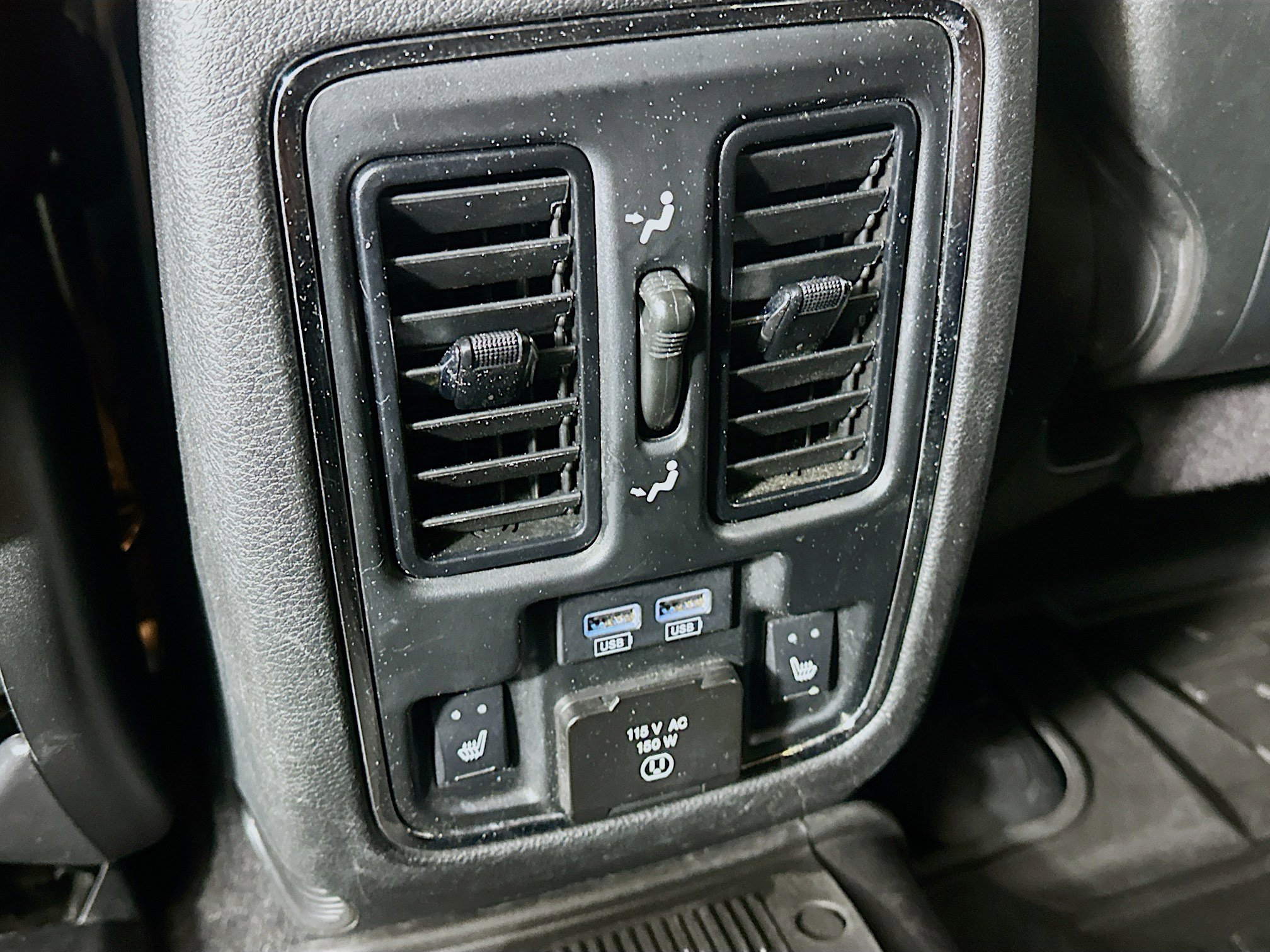 Used 2021 Jeep Grand Cherokee Overland AWD/4WD image 29