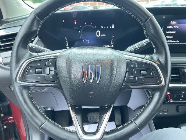 Used 2025 Buick Encore GX Preferred w/ Comfort Package FWD image 11