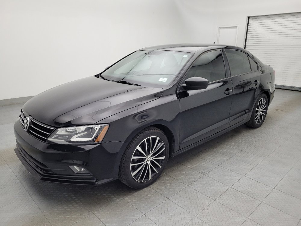 Used 2016 Volkswagen Jetta Sport w/ Lighting Package image 2
