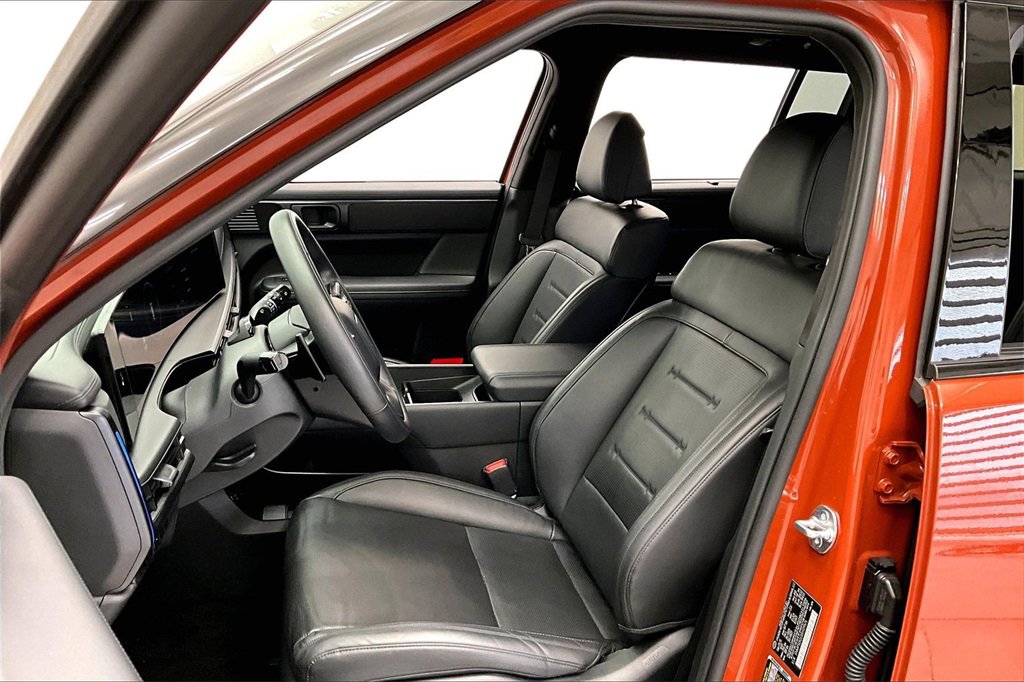 Certified 2025 Hyundai Santa Fe Calligraphy image 26