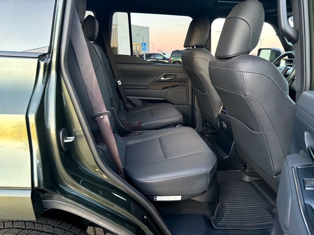 Used 2024 Lexus GX 550 image 20