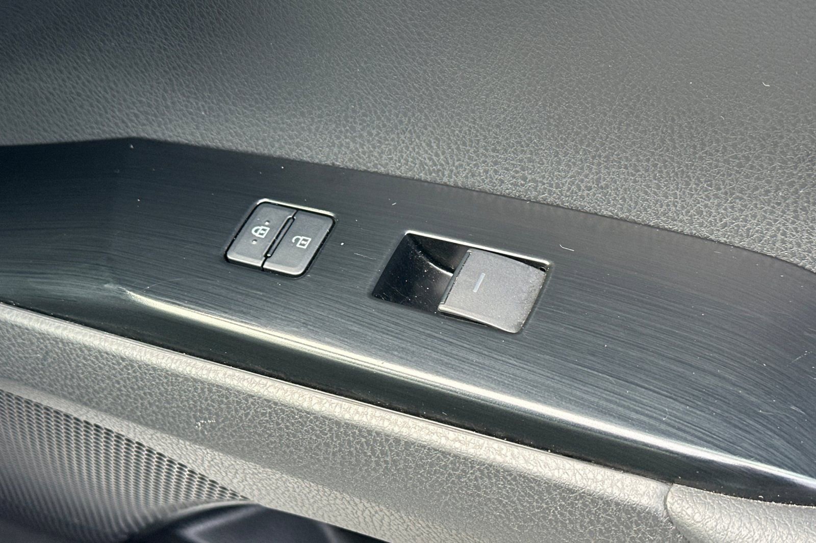 Certified 2025 Toyota Camry SE image 22