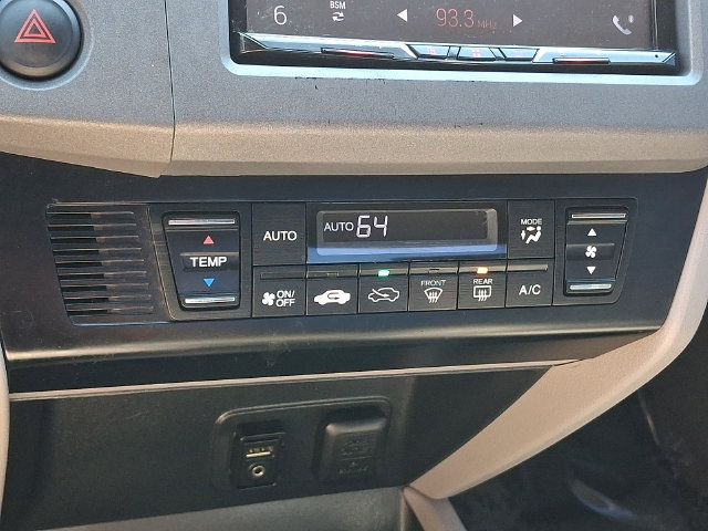 Used 2012 Honda Civic Hybrid Sedan image 10