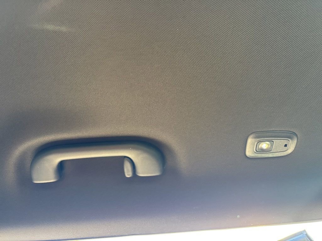 New 2025 Jeep Grand Cherokee L Altitude image 45