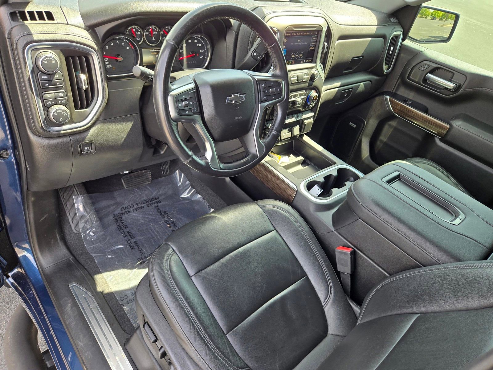 Used 2019 Chevrolet Silverado 1500 LT Trail Boss AWD/4WD image 14