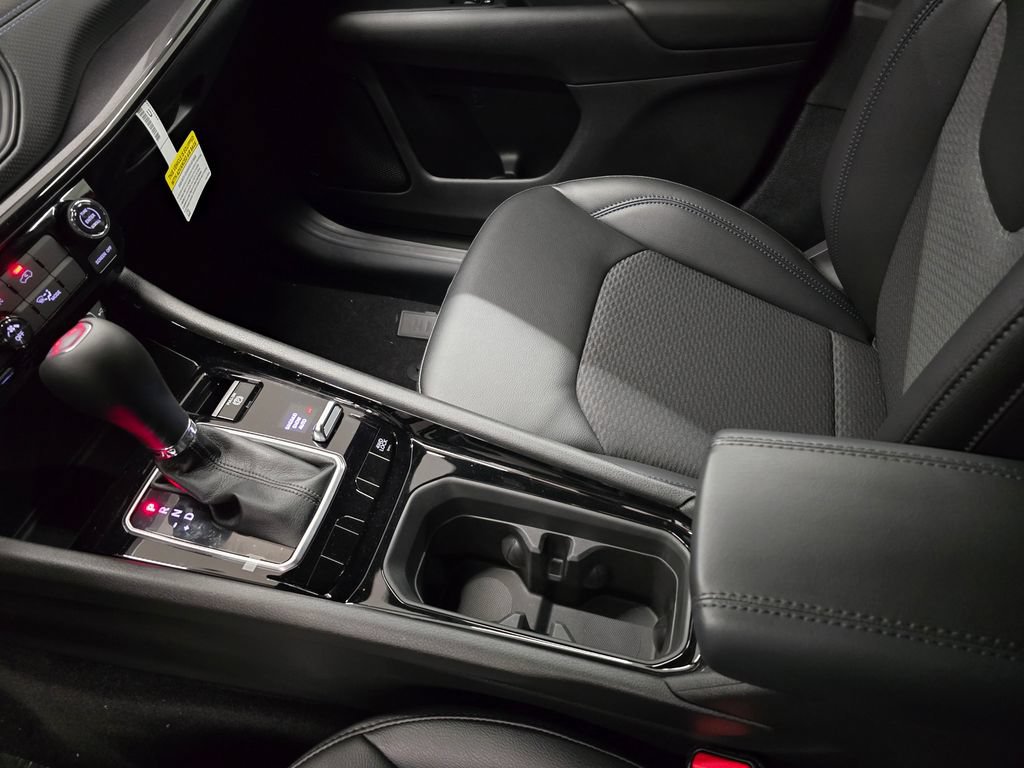 New 2026 Jeep Compass Latitude AWD/4WD image 23