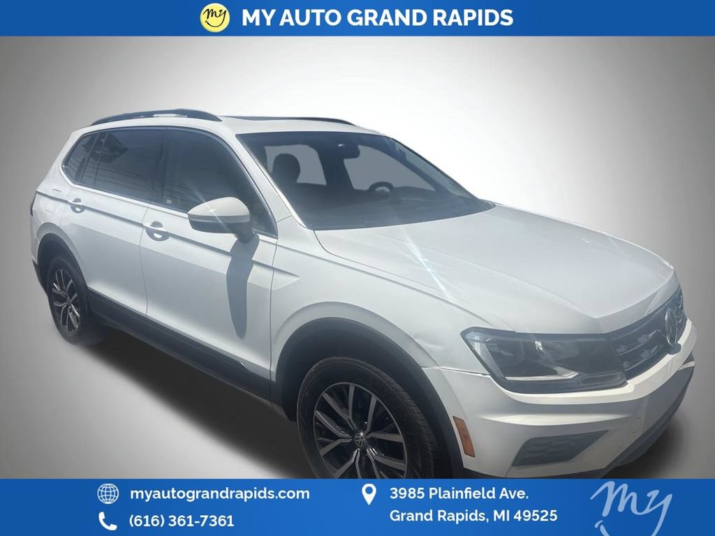 Used 2019 Volkswagen Tiguan SE w/ Panoramic Sunroof Package