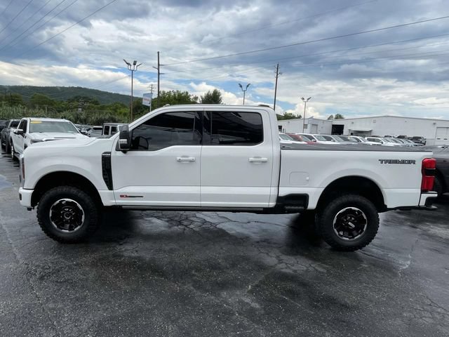 Used 2026 Ford F250 Platinum w/ Tremor Off-Road Package AWD/4WD image 2